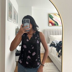 Banana Republic sleeveless work blouse